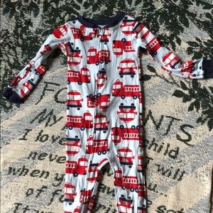Carter’s Firetruck One-Piece Footie PJs🚒
